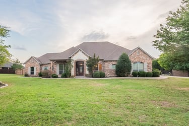 See details about 4421 Monroe Dr, Midlothian, TX 76065